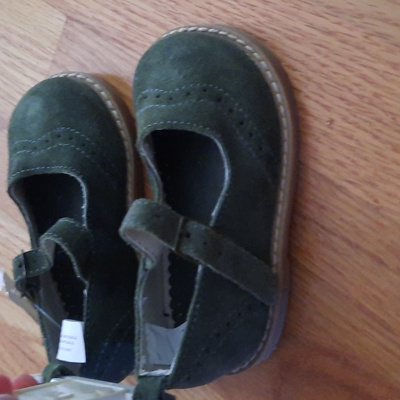 GAP Shoes Sz 5 Toddler Gap Mary Jane Shoes Green Leather Upper